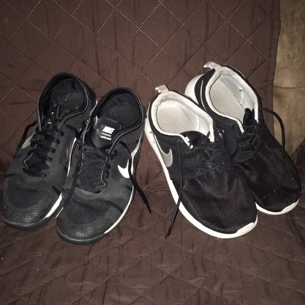 Two pair of Nike Tennis